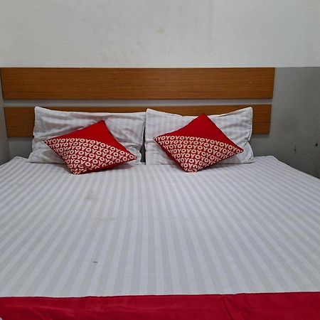 Oyo 93584 Rukotel South Tangerang Экстерьер фото