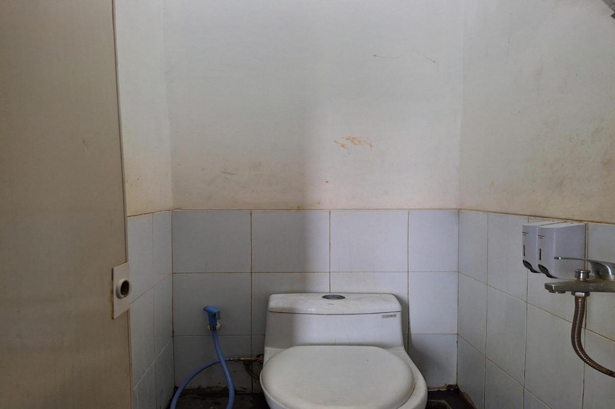 Oyo 93584 Rukotel South Tangerang Экстерьер фото
