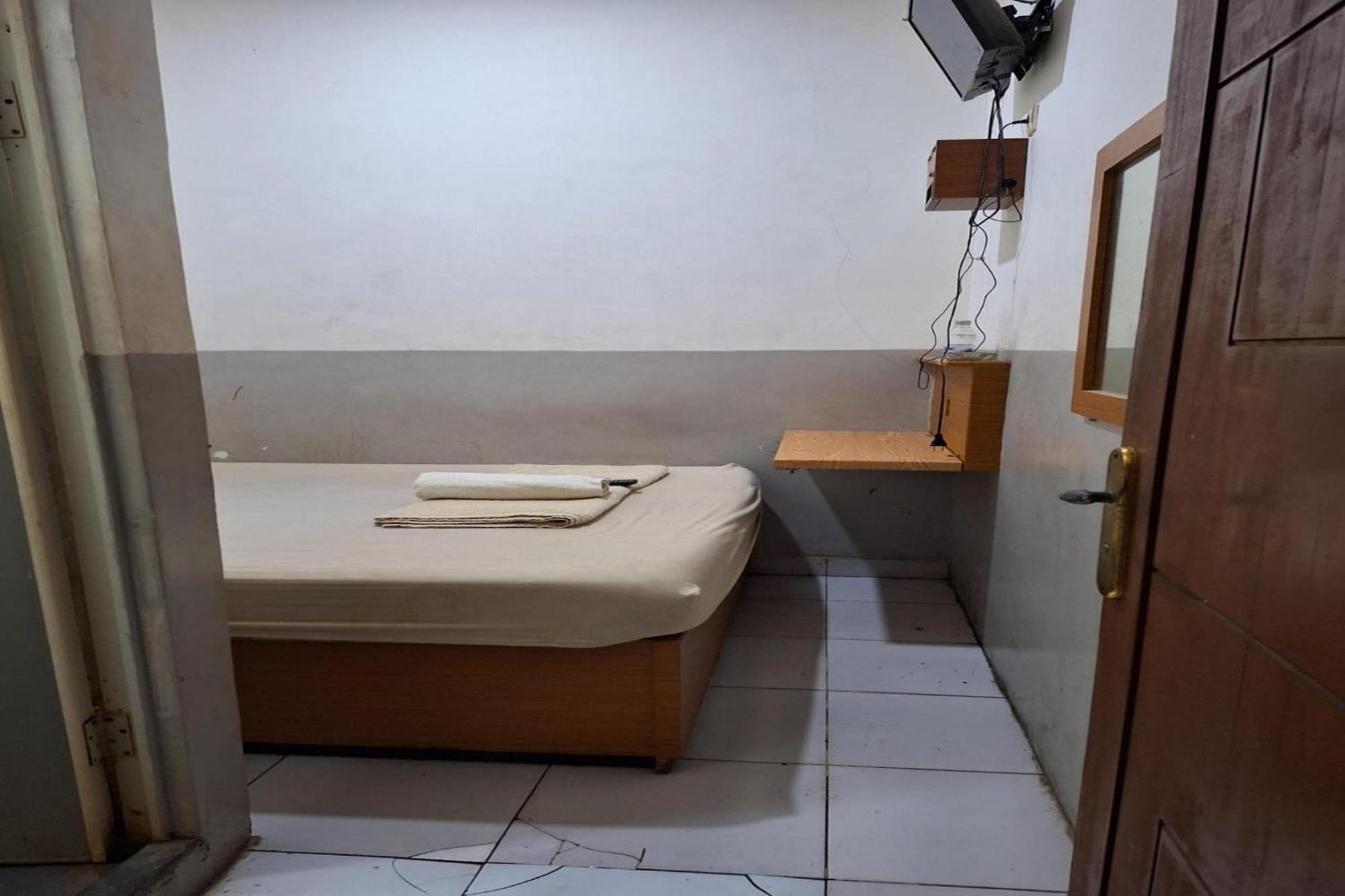 Oyo 93584 Rukotel South Tangerang Экстерьер фото