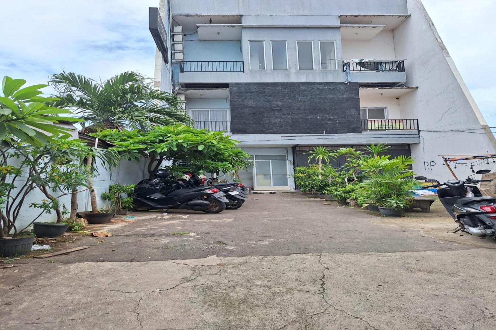 Oyo 93584 Rukotel South Tangerang Экстерьер фото